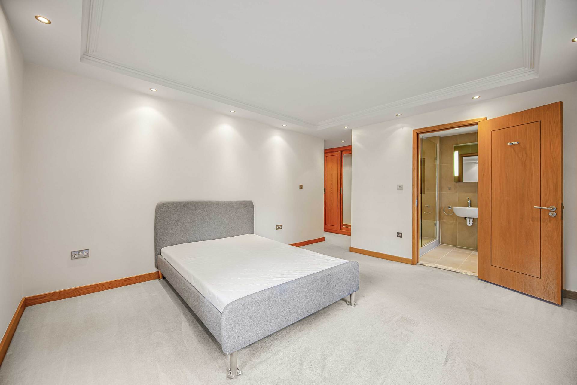 Kingston House South, Ennismore Gardens, Knightsbridge SW7, Image 12