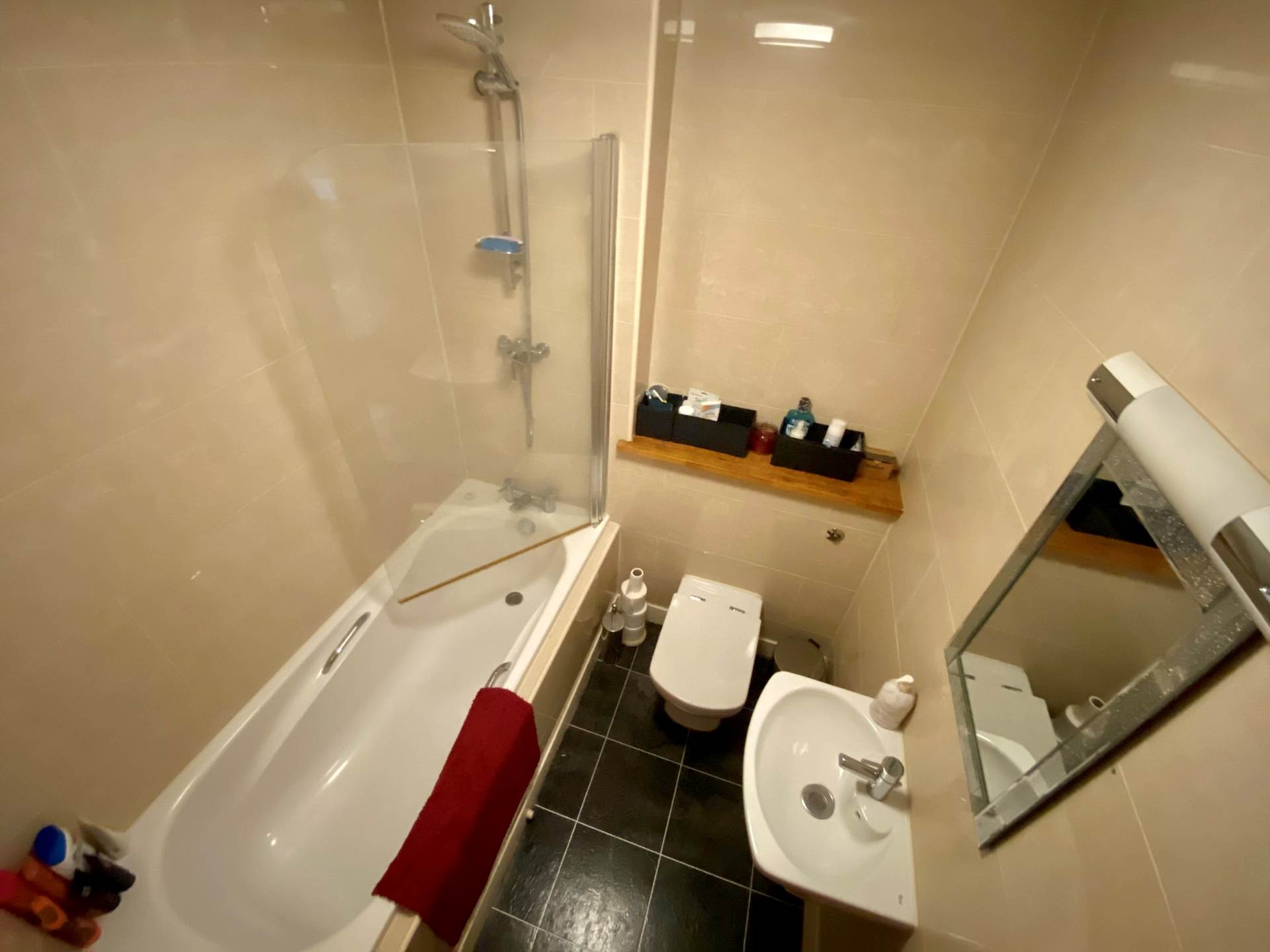 St Andrews House, High Street, Epsom KT19, Image 6