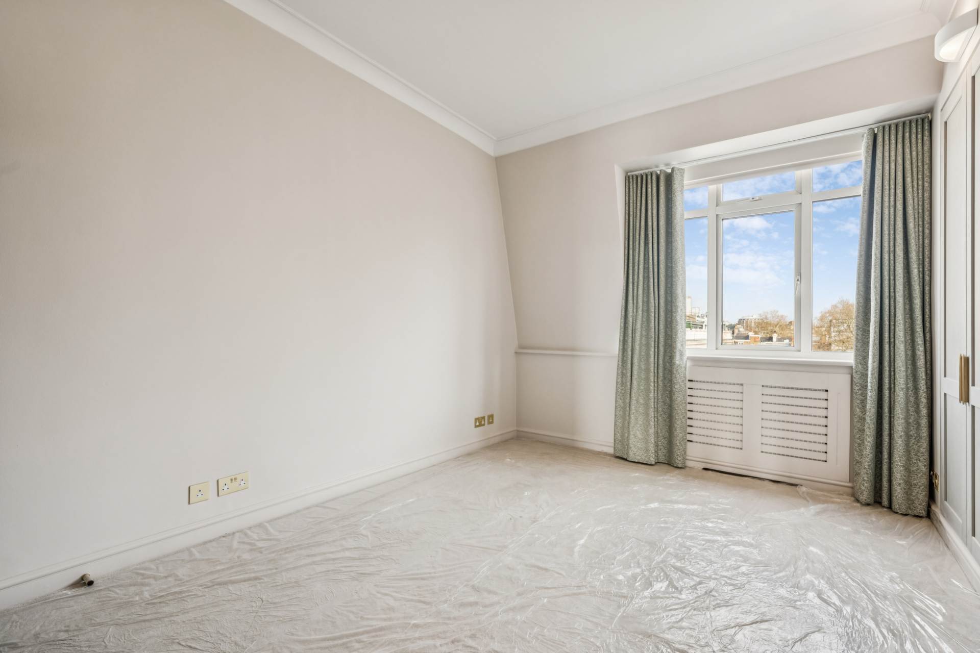 Ennismore Gardens, Knightsbridge SW7, Image 5