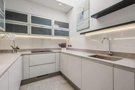 Ennismore Gardens, Knightsbridge SW7, Image 6