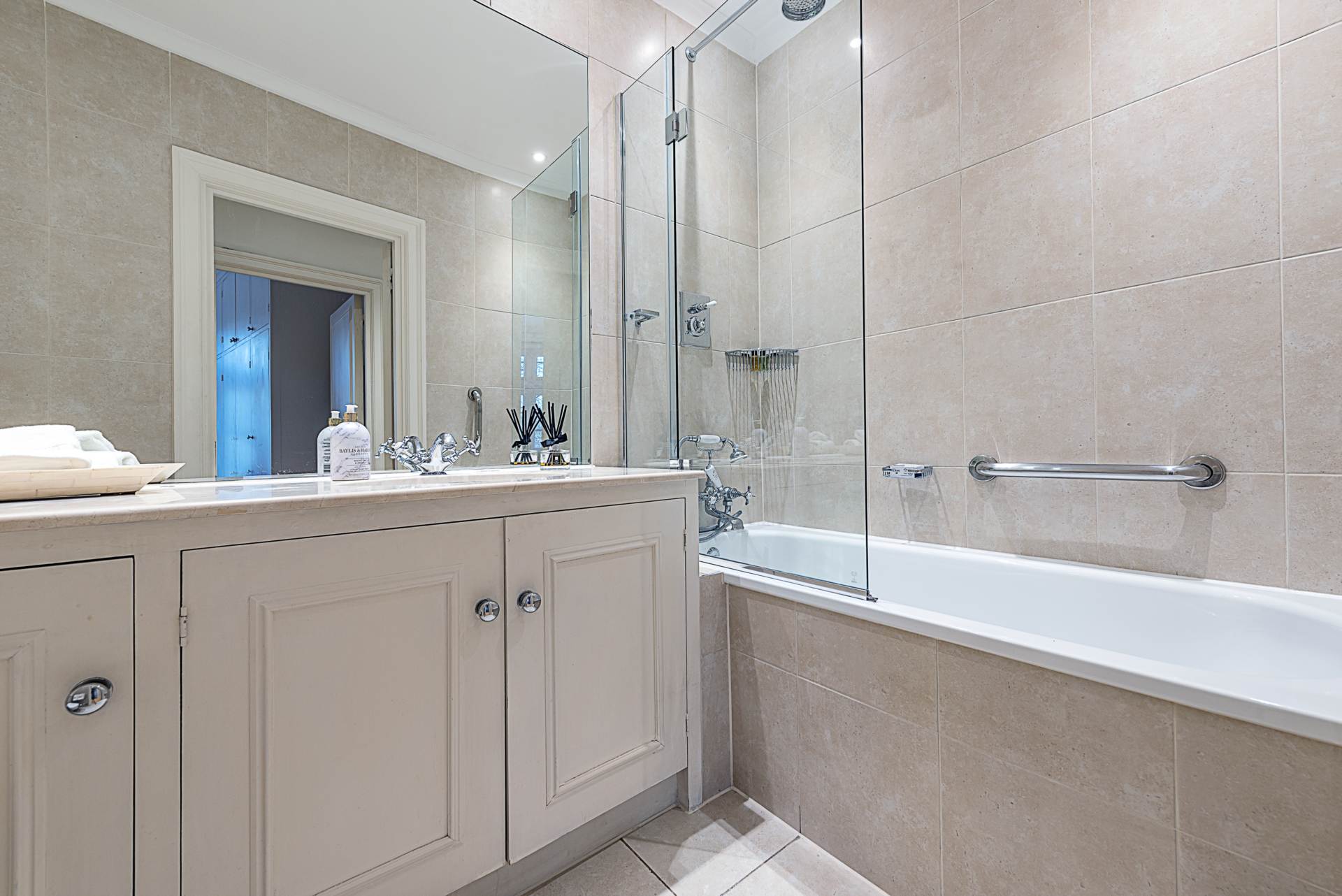 Parkside, Knightsbridge SW1, Image 9