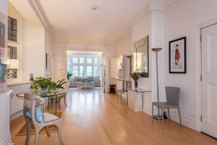 Parkside, Knightsbridge SW1, Image 2