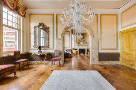 Albert Court, Prince Consort Road SW7, Image 3