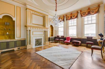 Albert Court, Prince Consort Road SW7, Image 4