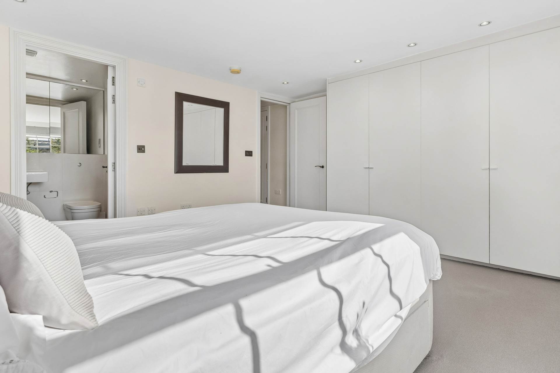 Halkin Street, Belgravia SW1X, Image 11