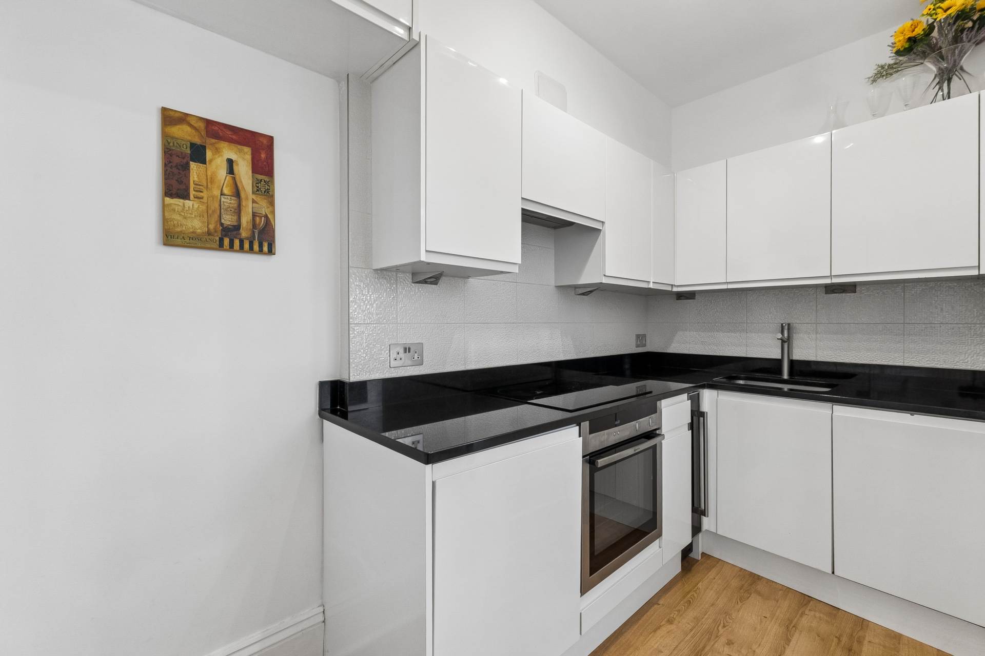 Garrick House, Carrington Street, Mayfair W1, Image 6