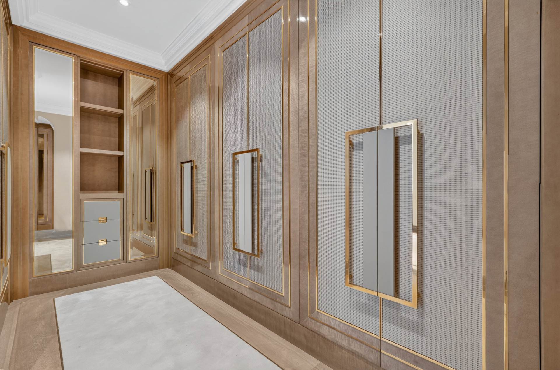Wellington Court, Knightsbridge SW1X, Image 11