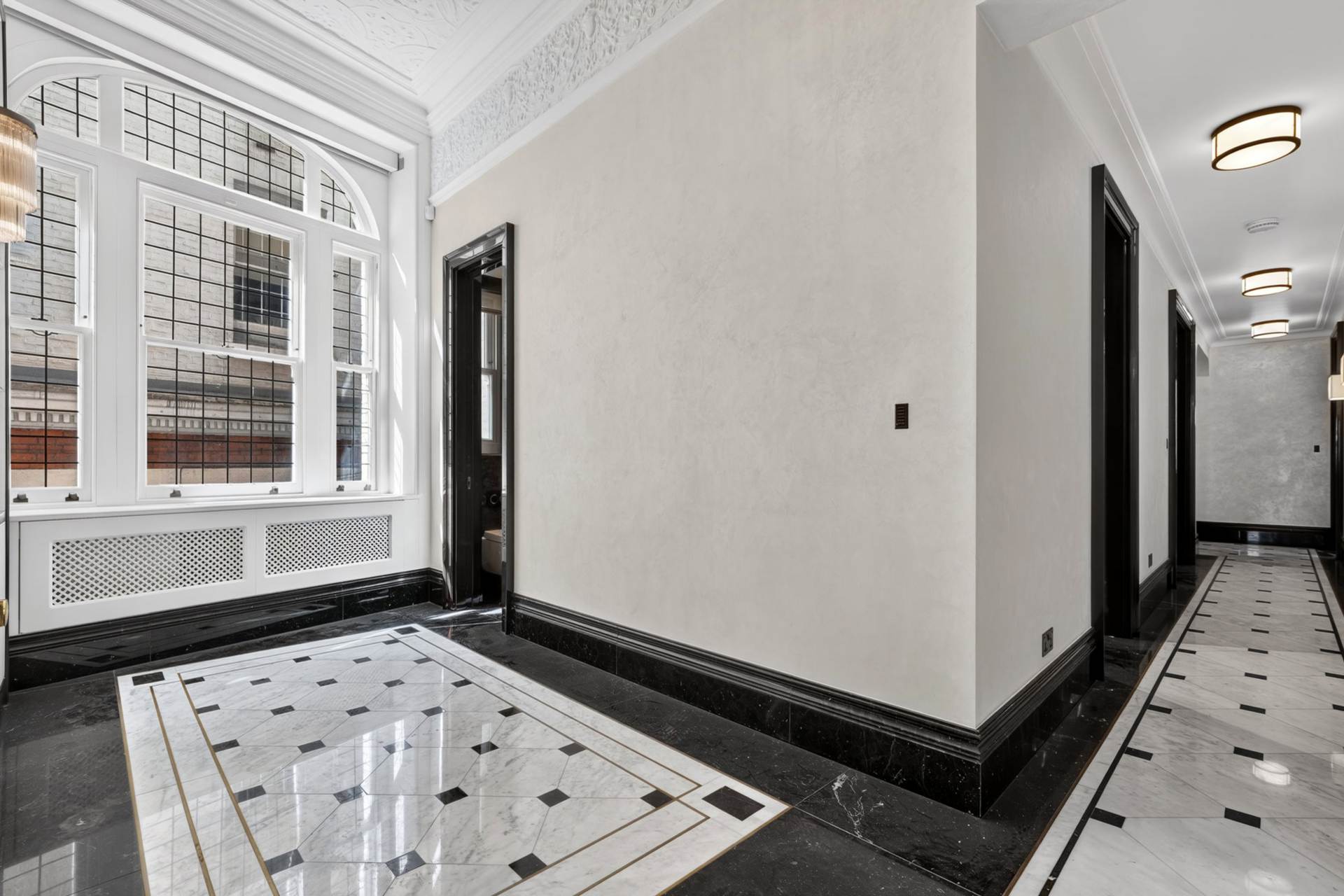 Wellington Court, Knightsbridge SW1X, Image 17