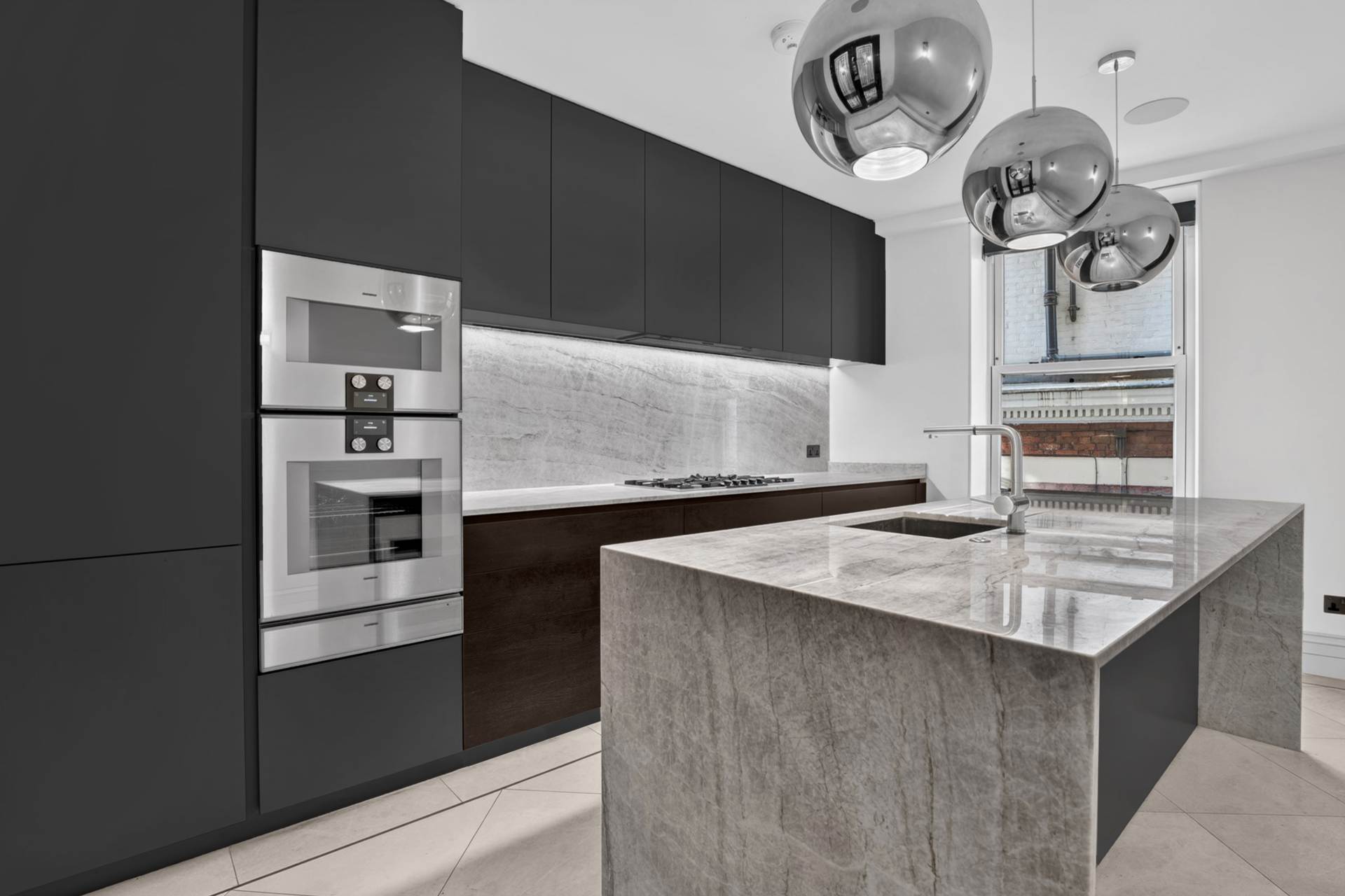 Wellington Court, Knightsbridge SW1X, Image 6