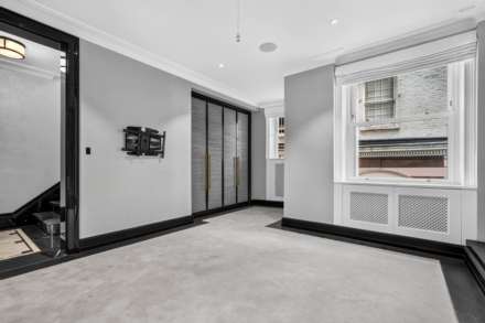 Wellington Court, Knightsbridge SW1X, Image 10