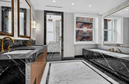 Wellington Court, Knightsbridge SW1X, Image 13