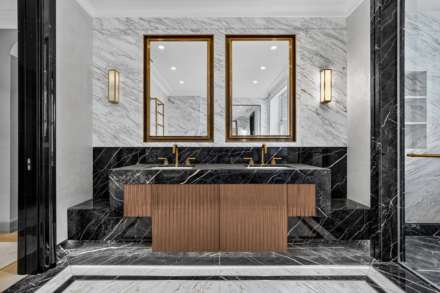 Wellington Court, Knightsbridge SW1X, Image 14
