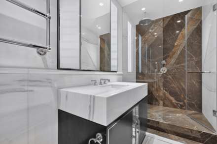 Wellington Court, Knightsbridge SW1X, Image 15