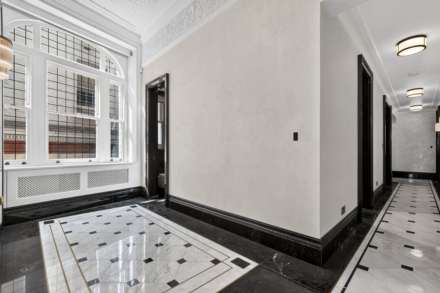 Wellington Court, Knightsbridge SW1X, Image 17