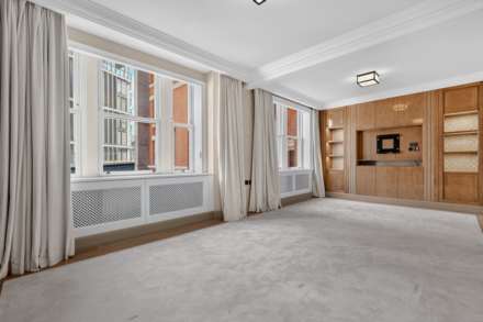 Wellington Court, Knightsbridge SW1X, Image 8
