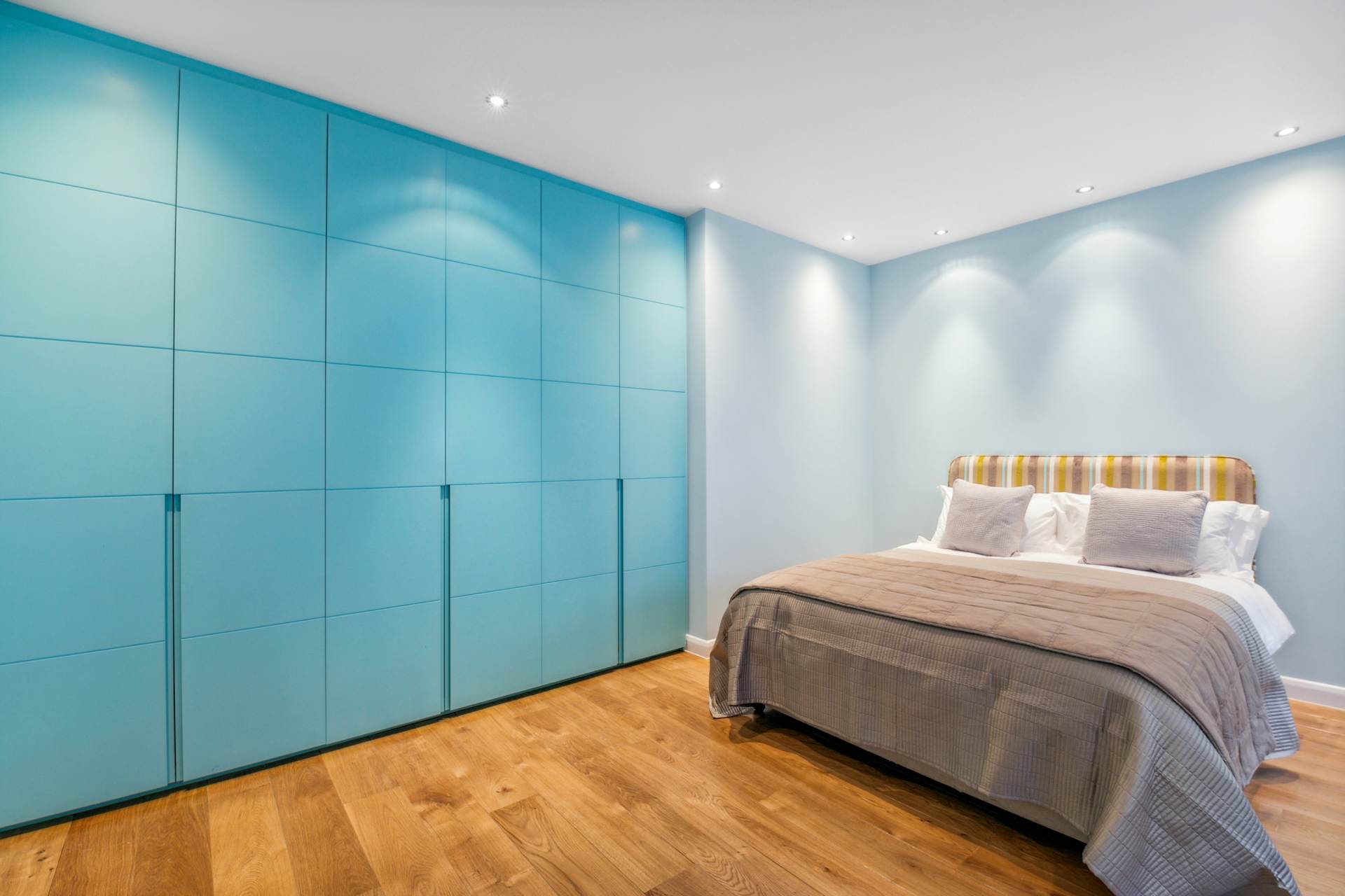 Stafford Terrace, Kensington W8, Image 12