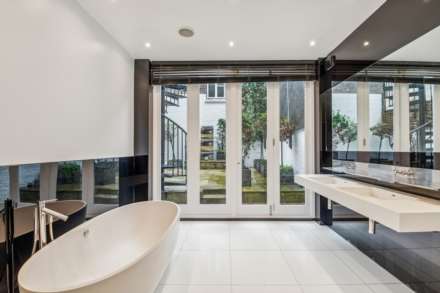 Stafford Terrace, Kensington W8, Image 8