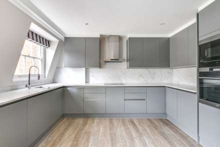 Montpelier Walk, Knightsbridge SW7, Image 4