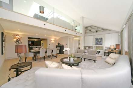 4 Bedroom Apartment, Penthouse, Princes Gate, Knightsbridge SW7