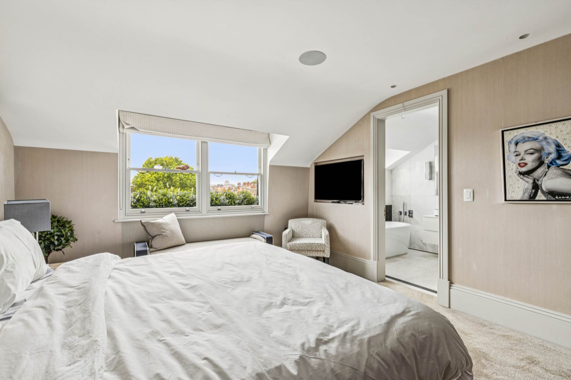 Ovington Gardens, Knightsbridge SW3, Image 10