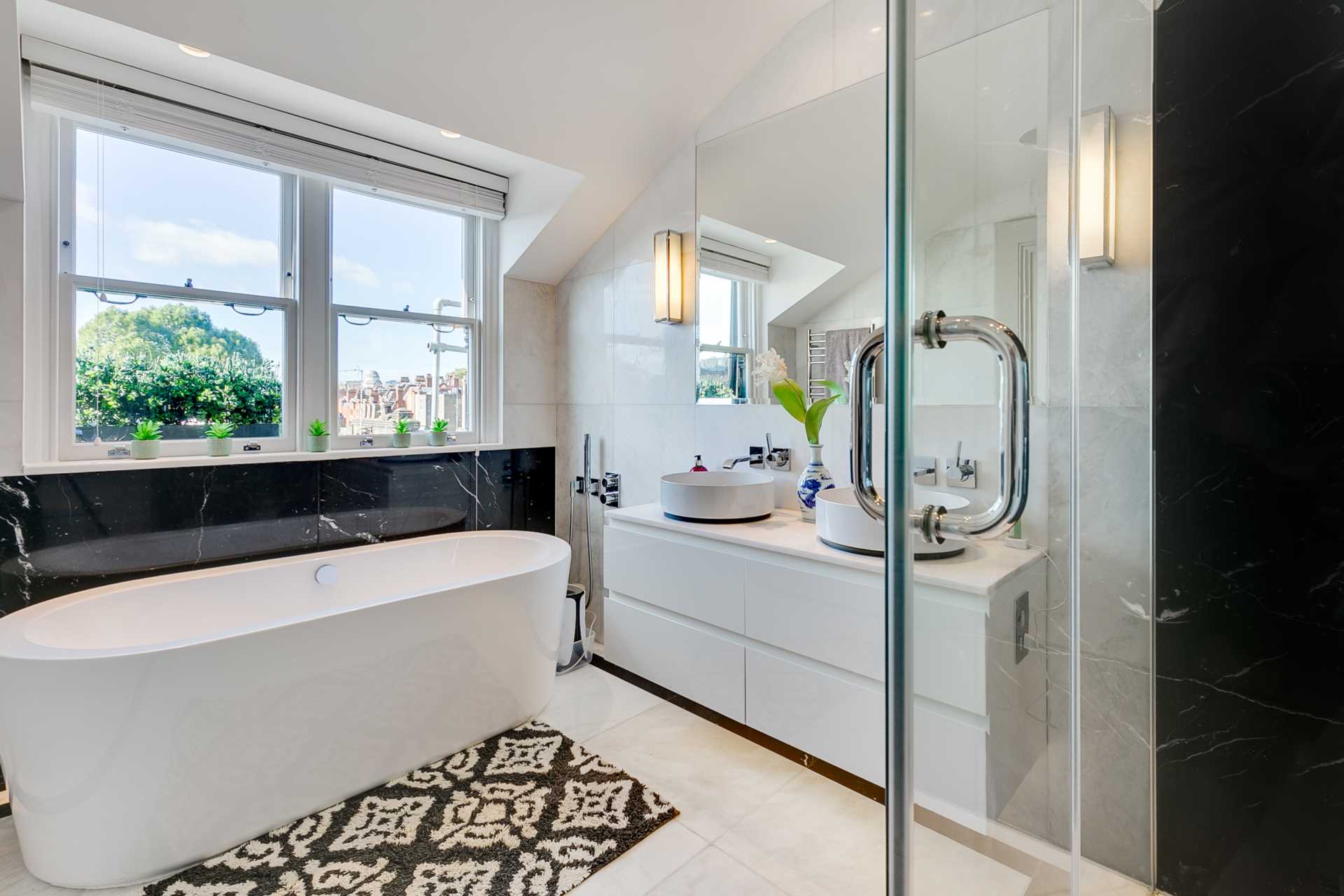 Ovington Gardens, Knightsbridge SW3, Image 12