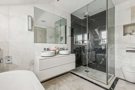 Ovington Gardens, Knightsbridge SW3, Image 13