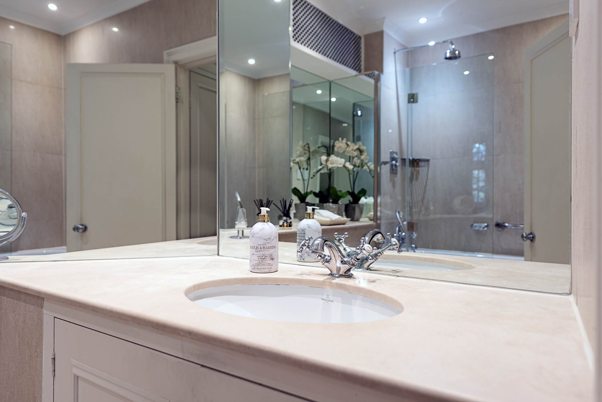 Parkside, Knightsbridge SW1, Image 12