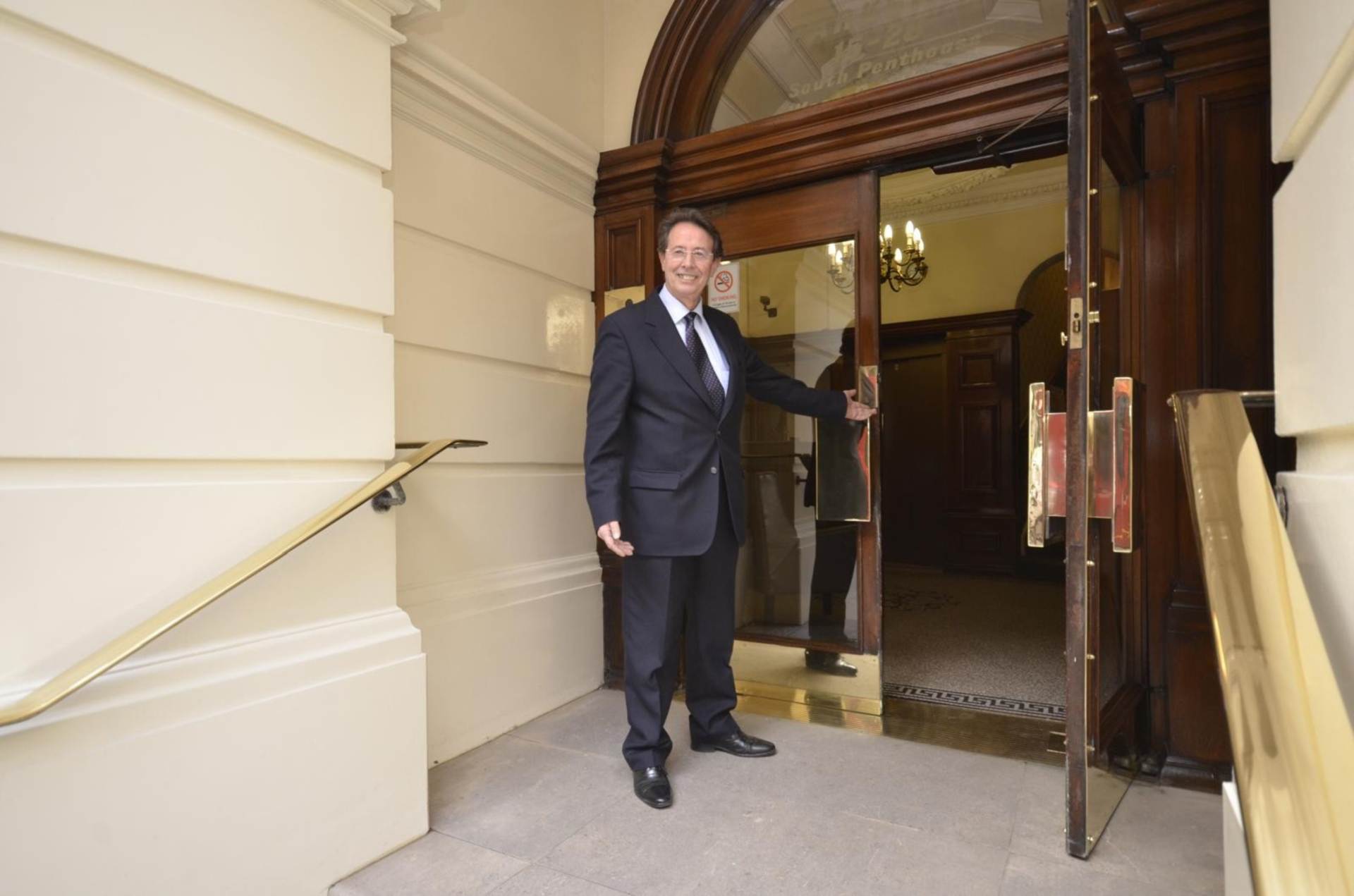 Parkside, Knightsbridge SW1, Image 2