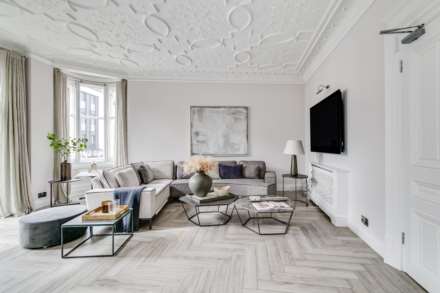 Wellington Court, Knightsbridge SW1X, Image 8