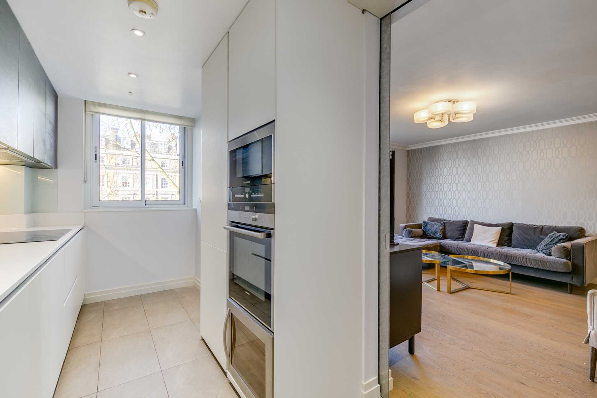Rutland Gate, Knightsbridge SW7, Image 5