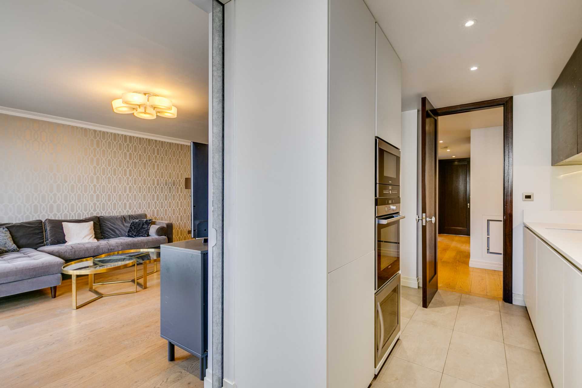 Rutland Gate, Knightsbridge SW7, Image 7