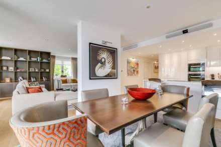 Kings Quay, Chelsea Harbour SW10, Image 3