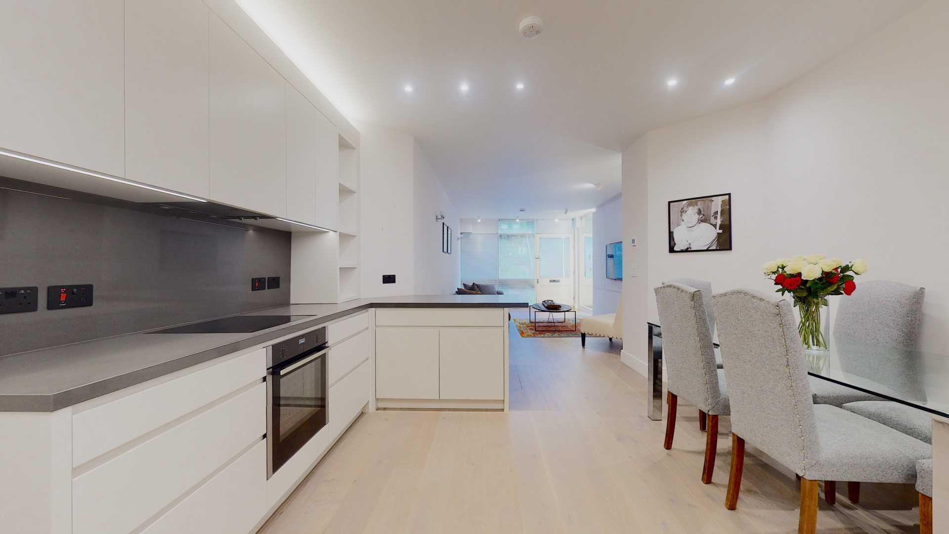 Bryanston Mews East, Marylebone W1H, Image 4