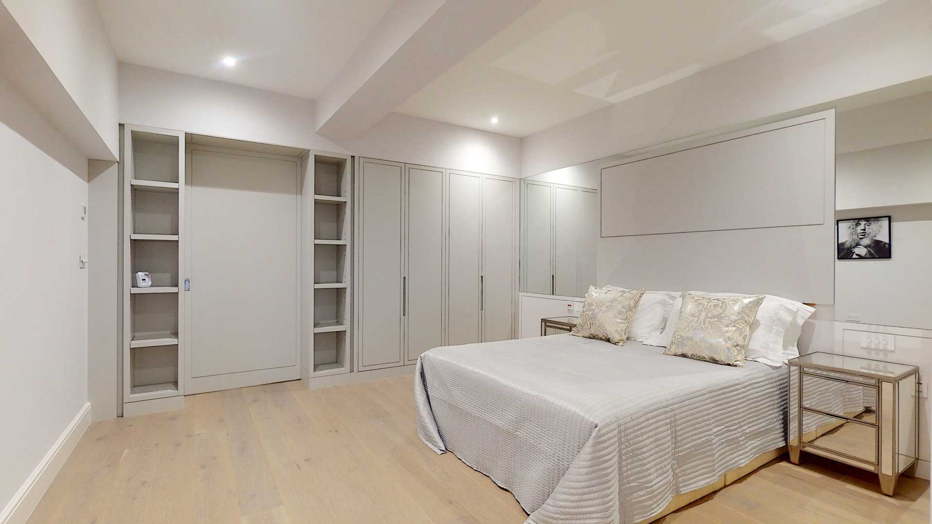 Bryanston Mews East, Marylebone W1H, Image 7