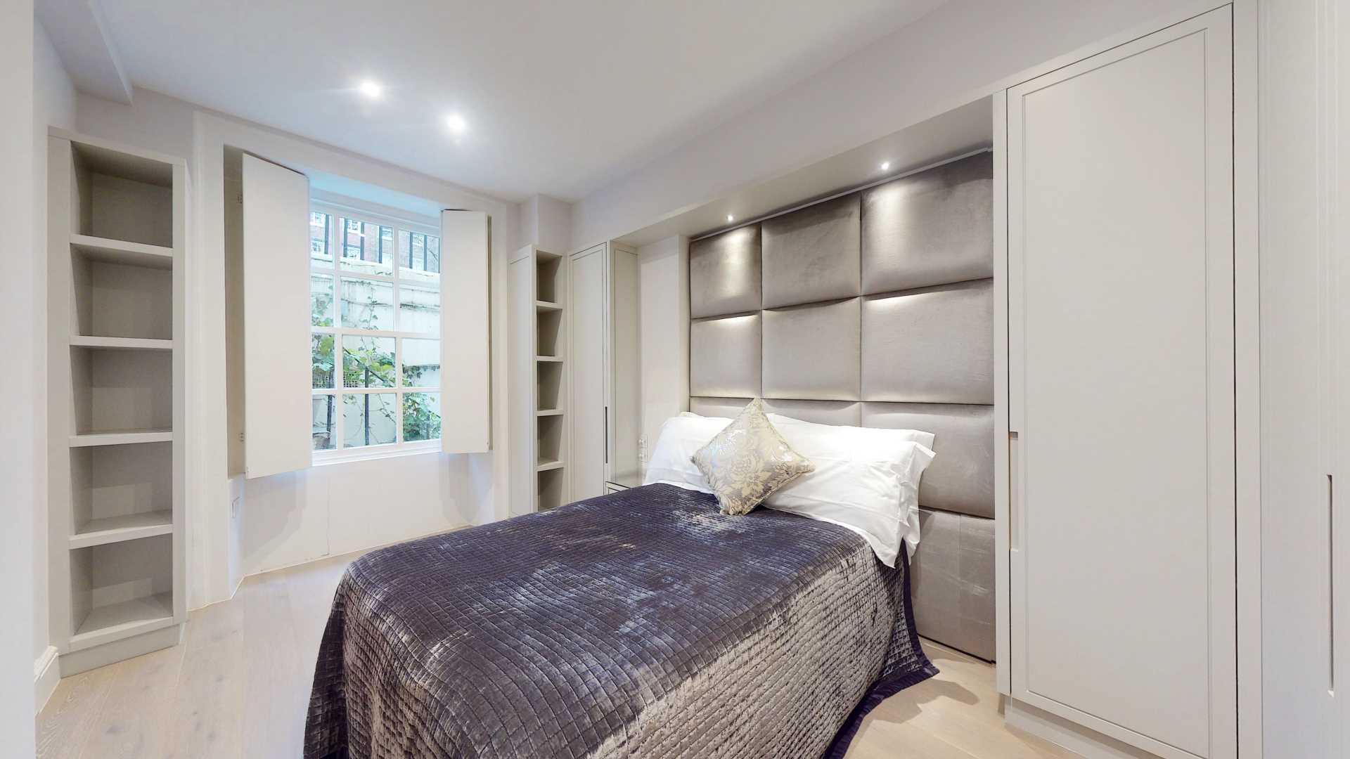 Bryanston Mews East, Marylebone W1H, Image 9