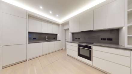 Bryanston Mews East, Marylebone W1H, Image 5