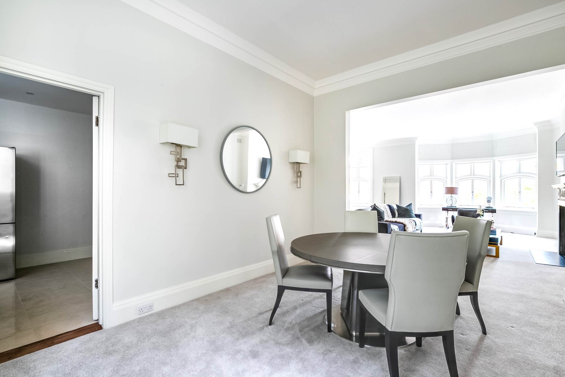 Cadogan Gardens, Chelsea SW3, Image 3