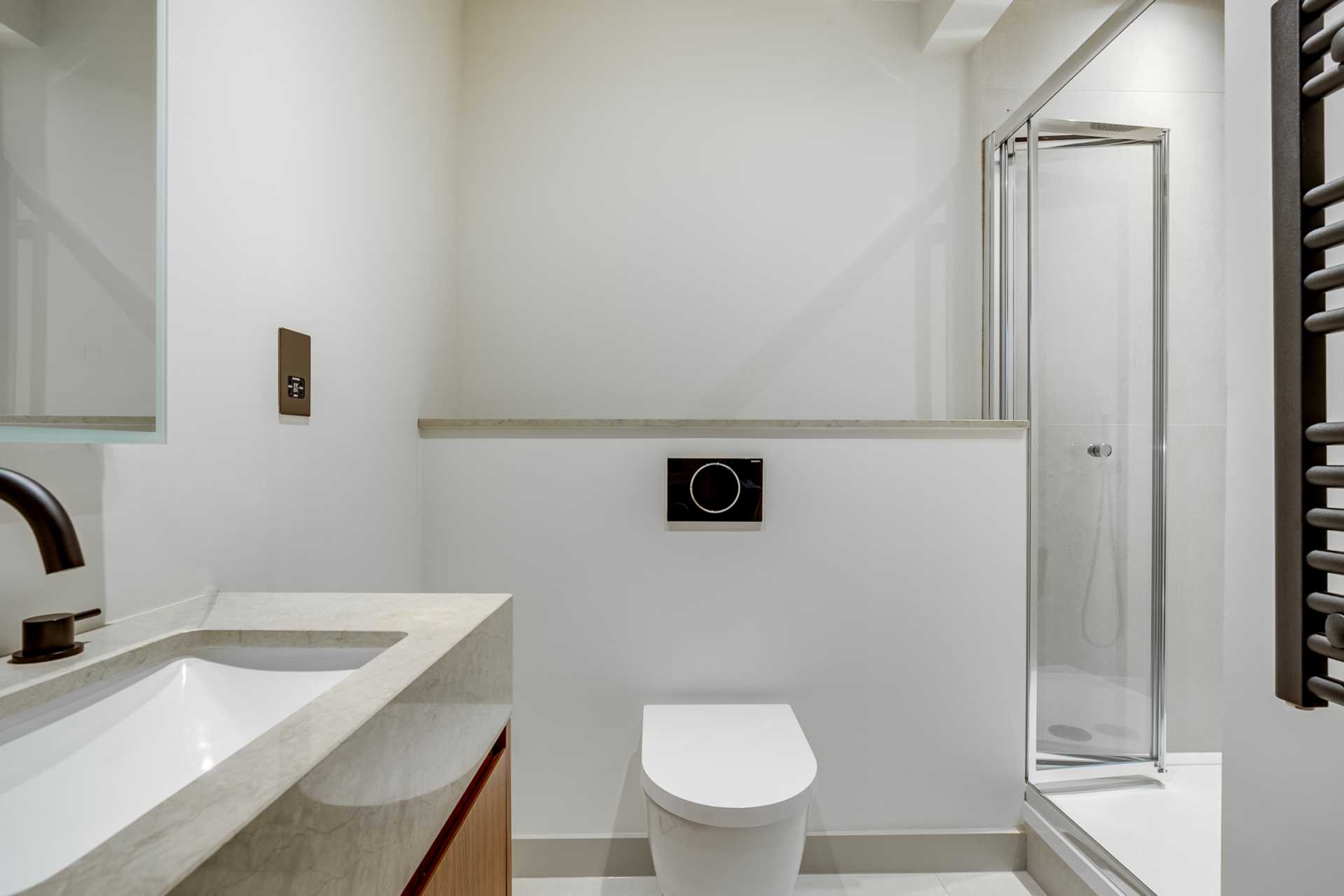 Cadogan Gardens, Chelsea SW3, Image 8