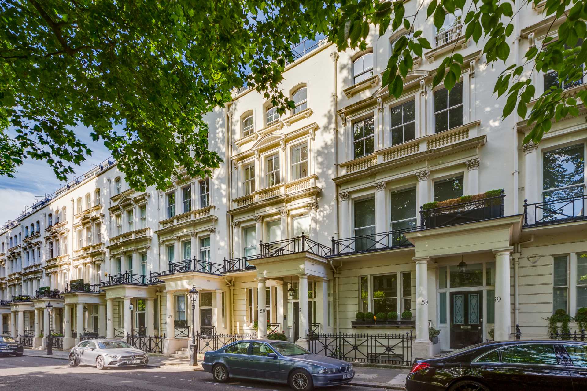 Rutland Gate, Knightsbridge SW7, Image 11