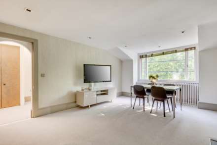 Rutland Gate, Knightsbridge SW7, Image 2
