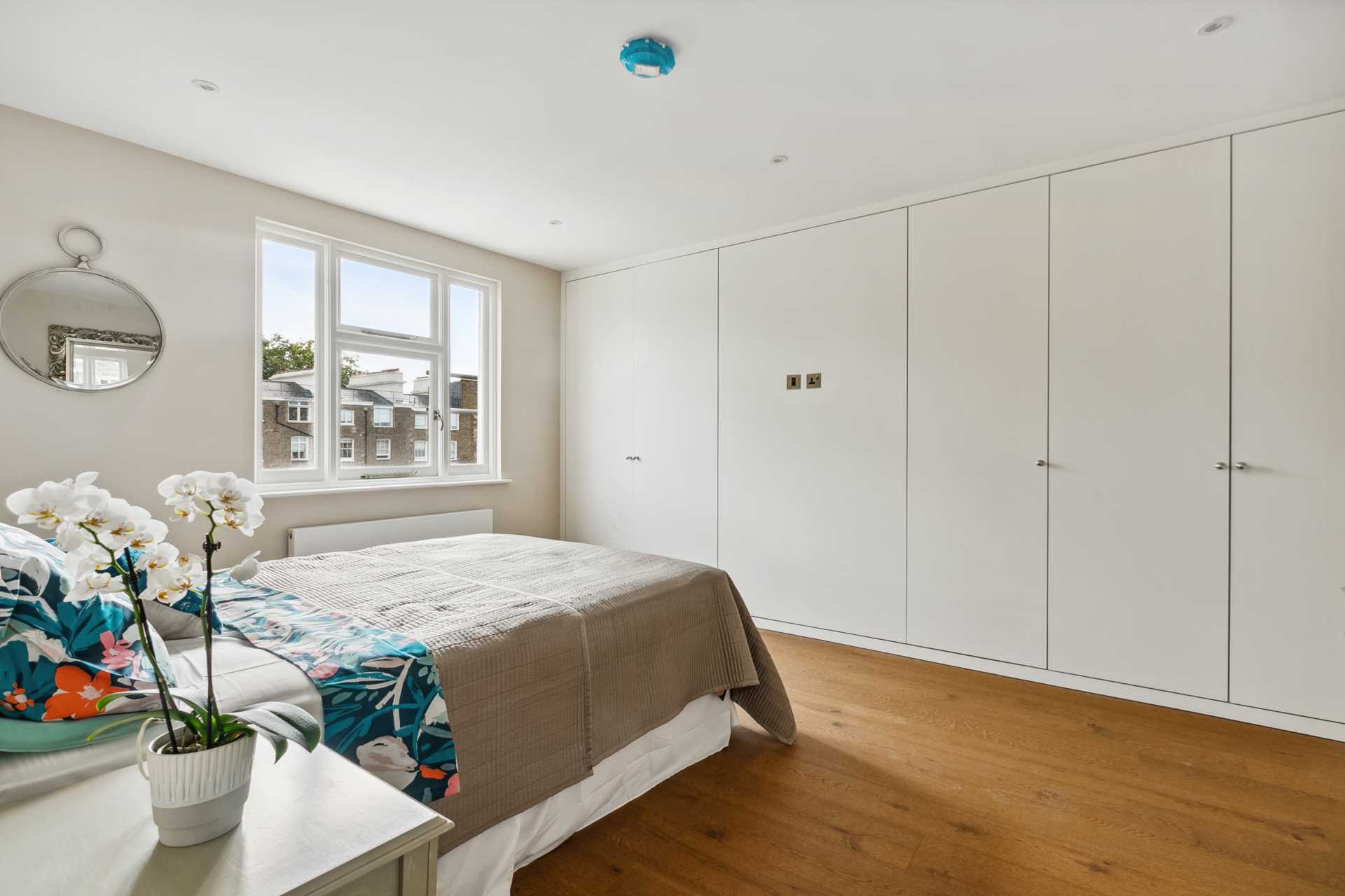 Ennismore Gardens, Knightsbridge SW7, Image 3