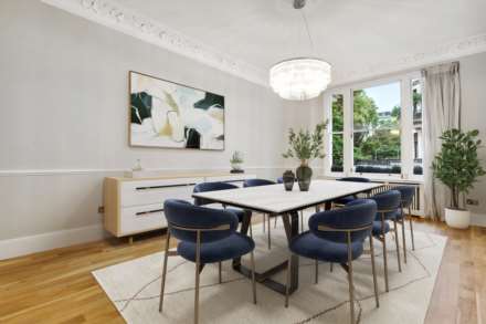 Ennismore Gardens, Knightsbridge SW7, Image 2