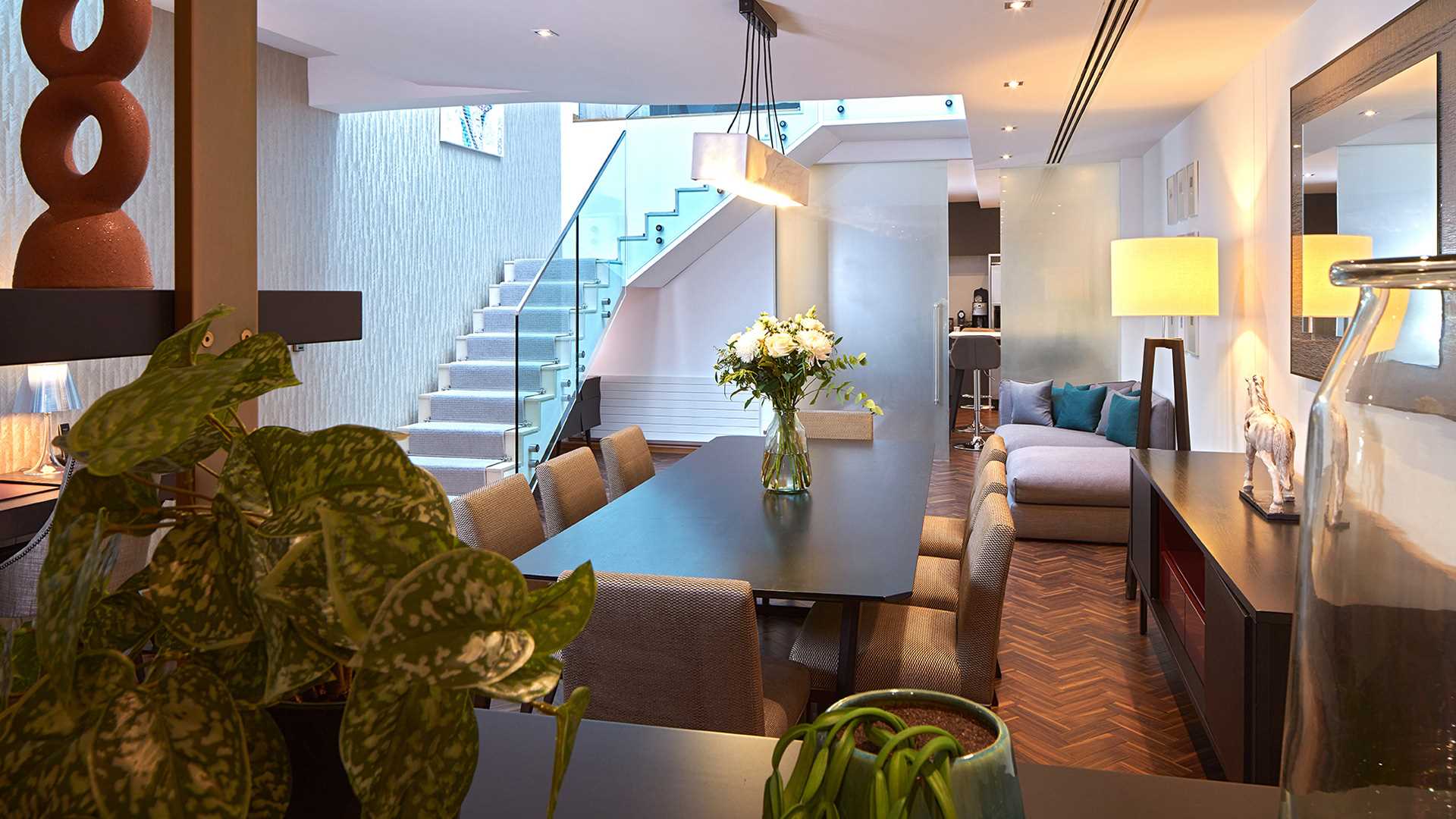 Cheval Place, Knightsbridge SW7, Image 3