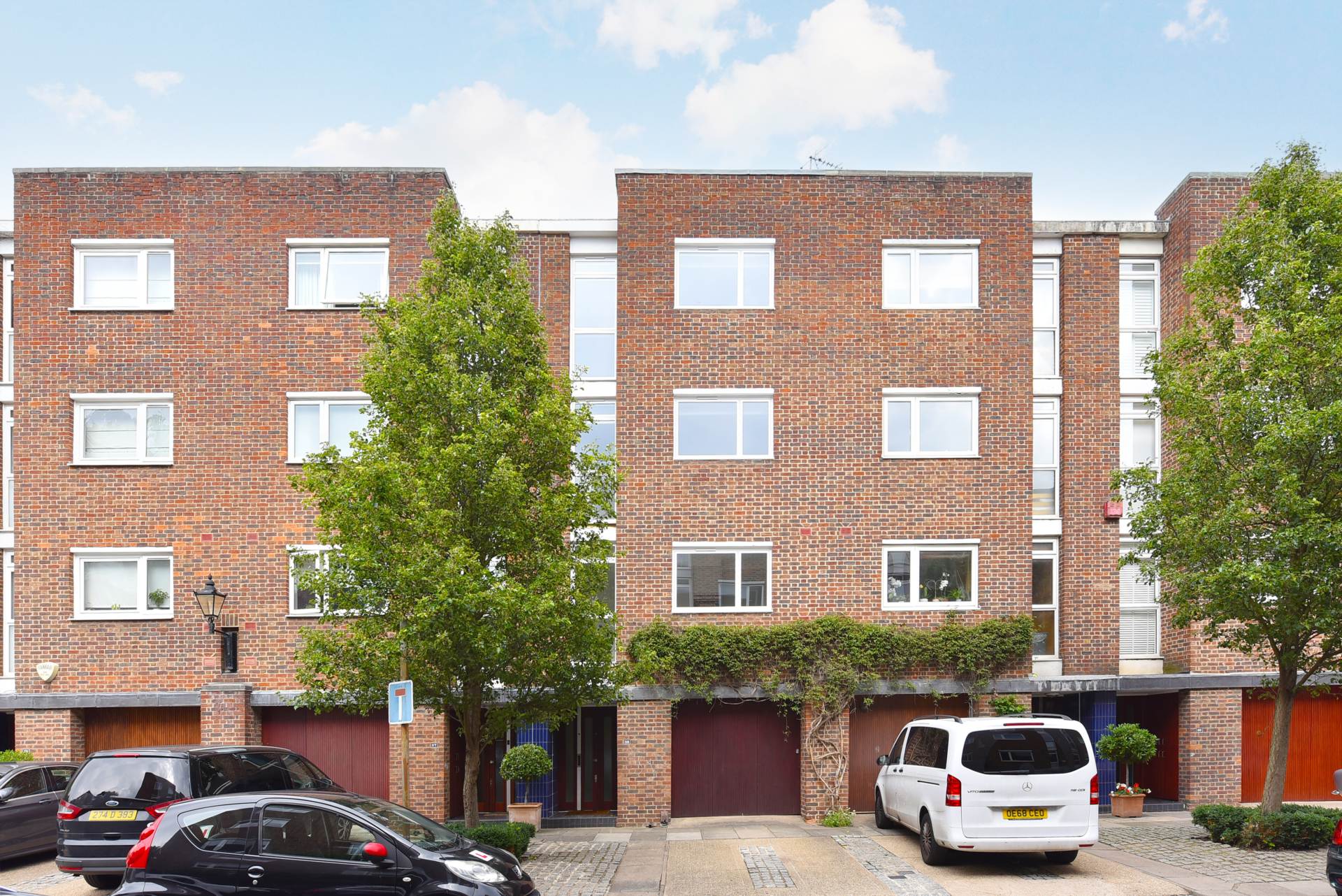 Woodsford Square, Holland Park, Image 17
