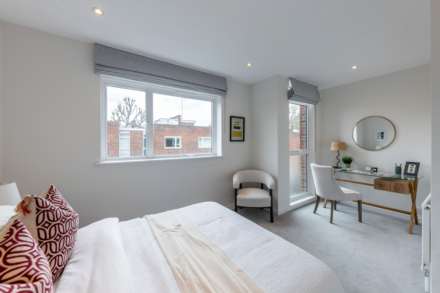 5 Bedroom House, Woodsford Square, Holland Park