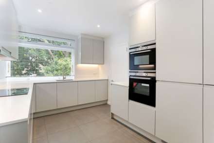45 Melbury Road, W14, Image 2