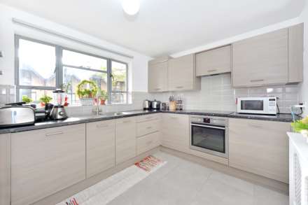 Ladbroke Road, Holland Park, Image 5
