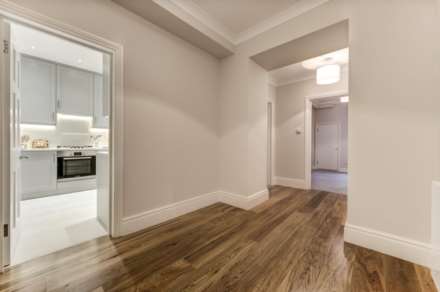 Melbury Road, Kensington, Image 6