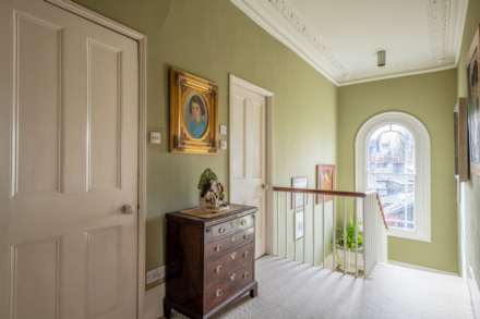 Addison Avenue, Holland Park, Image 10