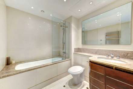 Garden Flat, The Knightsbridge, Image 5